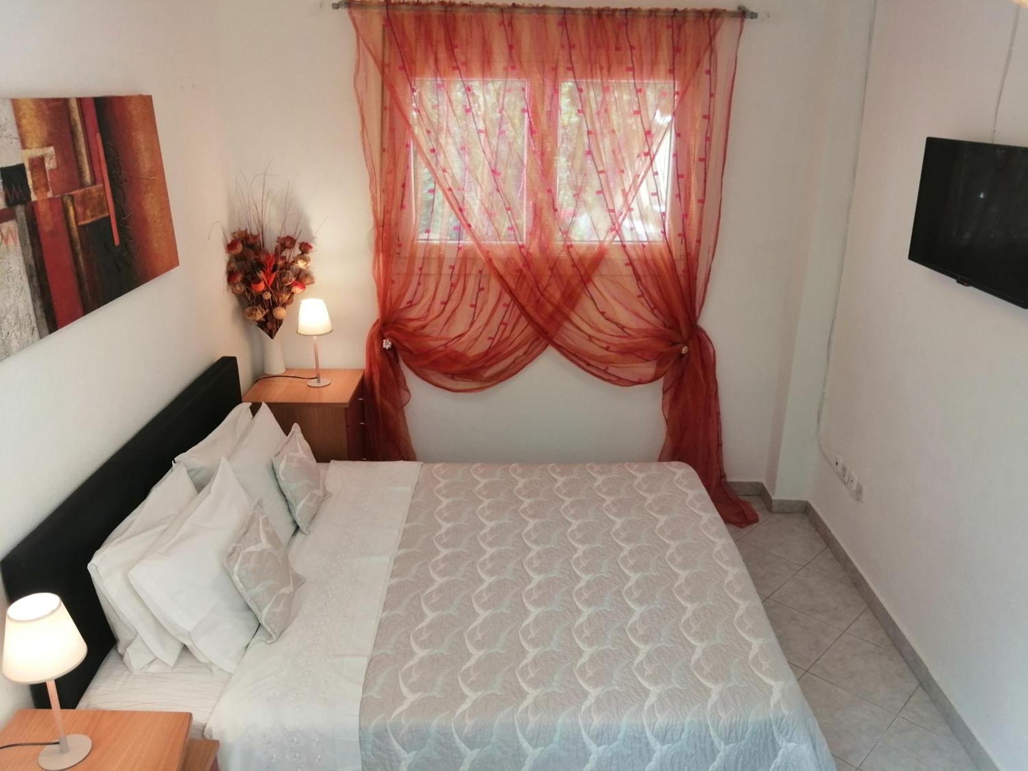 Prime Luxury Villa Beach Front Vrasná Екстериор снимка