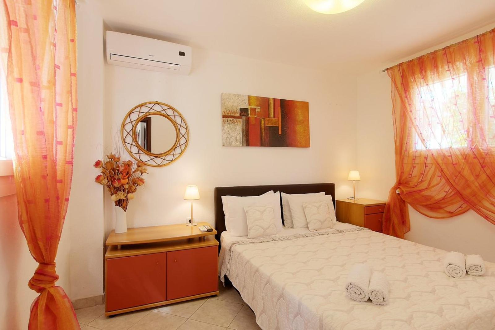 Prime Luxury Villa Beach Front Vrasná Екстериор снимка