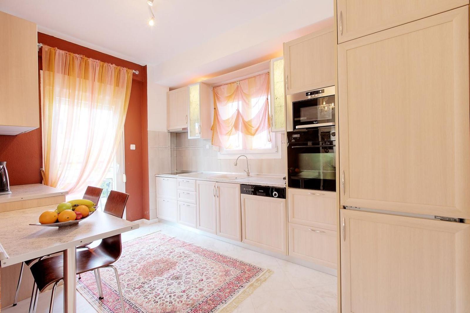 Prime Luxury Villa Beach Front Vrasná Екстериор снимка